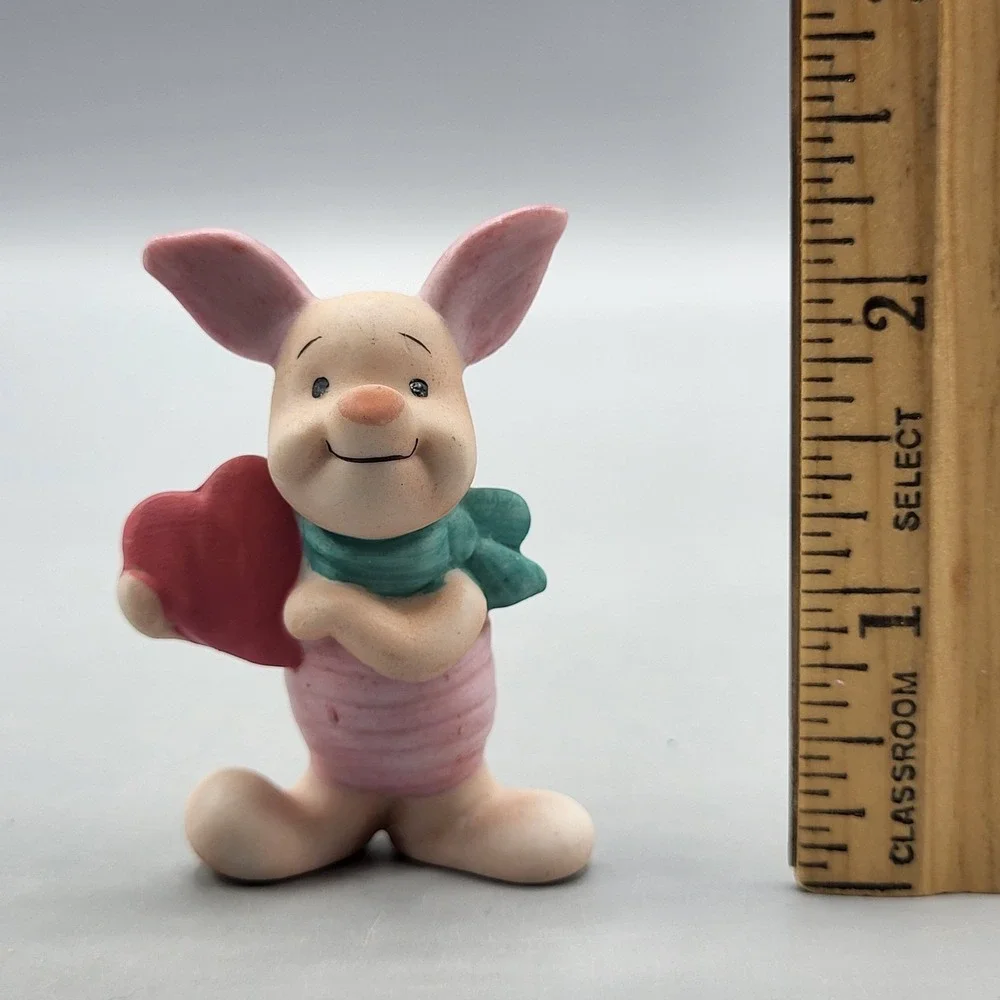 Disney Piglet Ceramic Figurine Small Heart Scarf Made in Japan Pink Shelf Decor